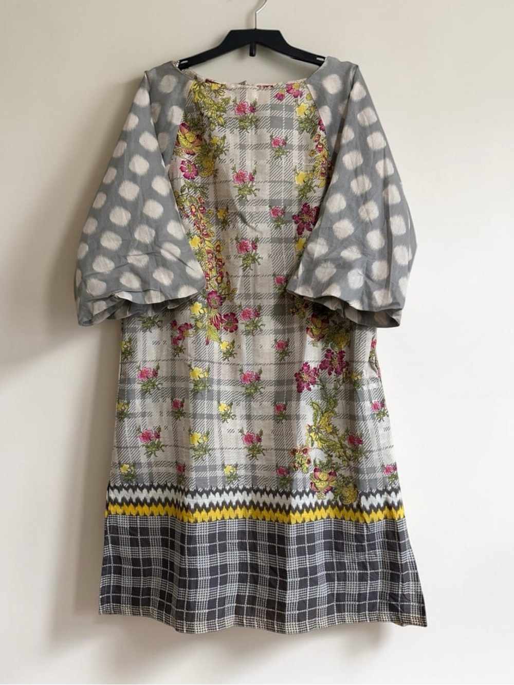 Pakistani Khaadi Kurti